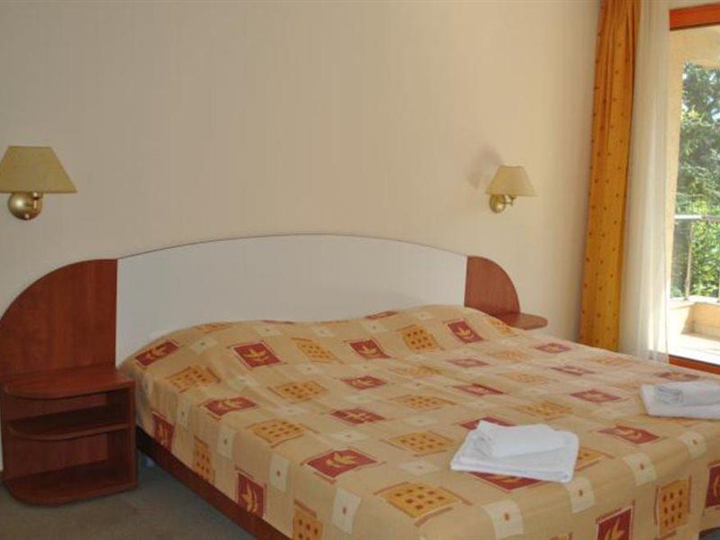 Hotel Exotica